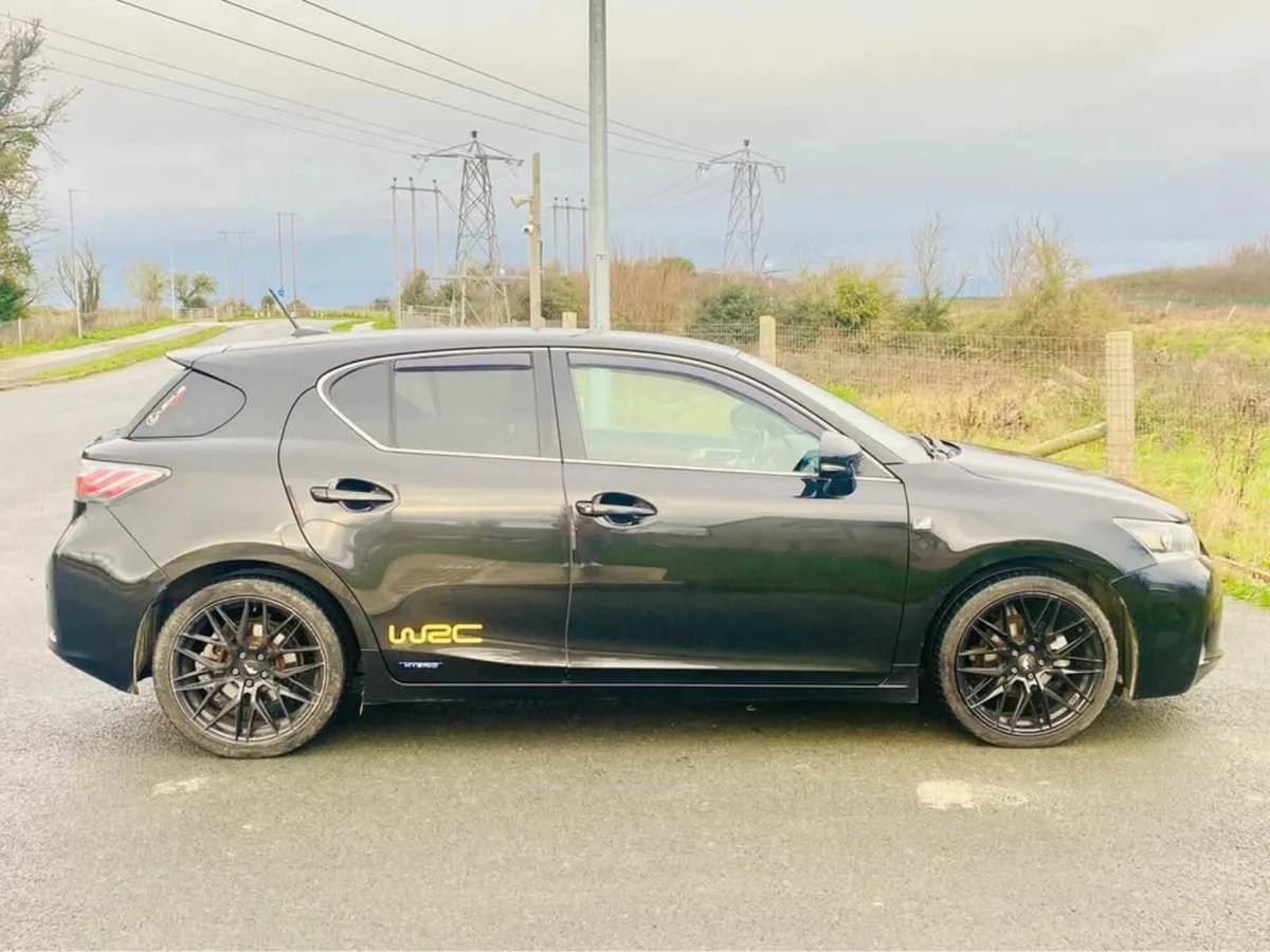 Lexus CT 2013 - Image 3