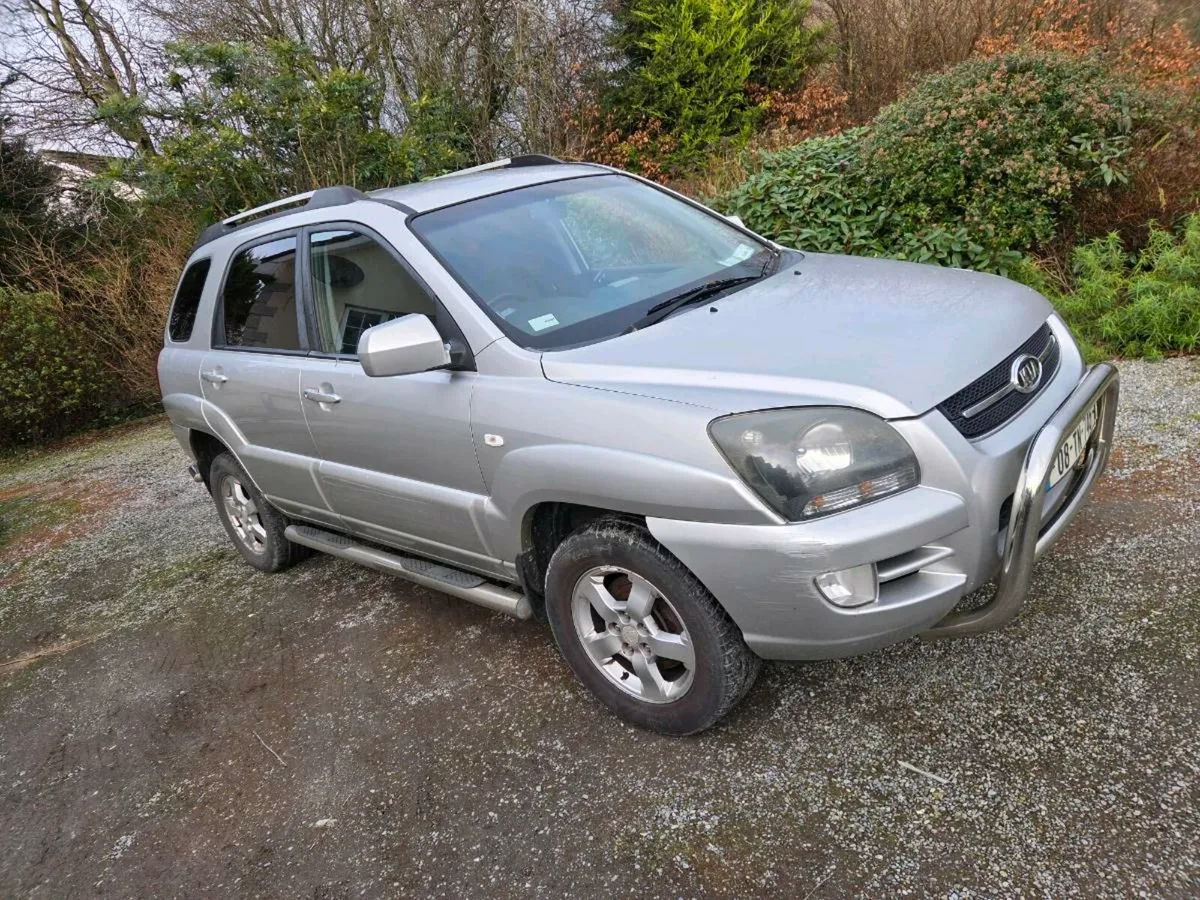 2008 kia sportage - Image 1
