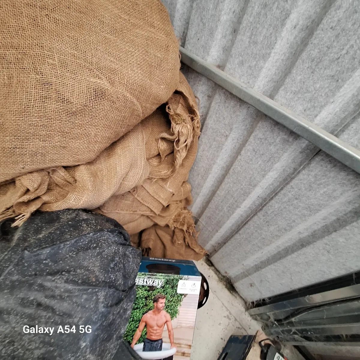 Very good  quality hessian for sale - Image 2