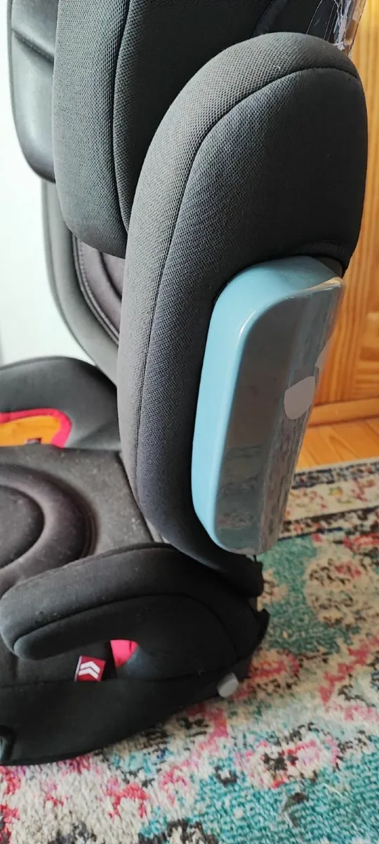 Car seat JOIE (approx. 3.5 to 12 years) - Image 3