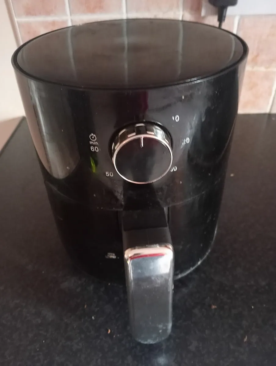 Air fryer - Image 1