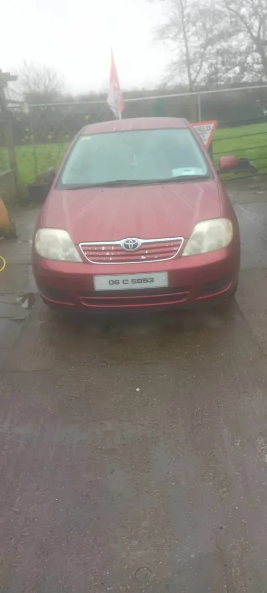 Toyota Corollas 2006/97 - Image 1