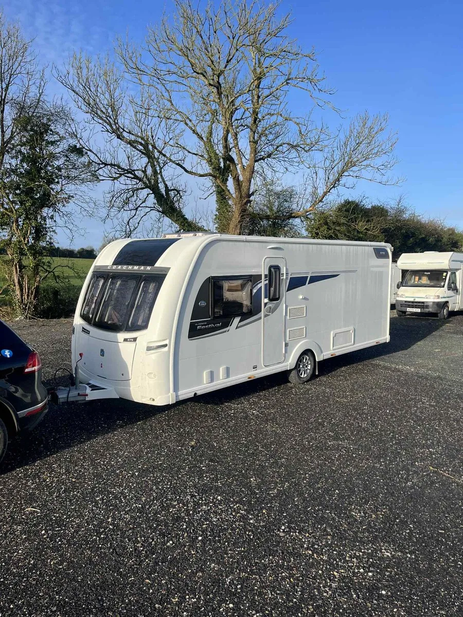 Coachman Festival 4 Berth Island Bed Caravan - Image 1