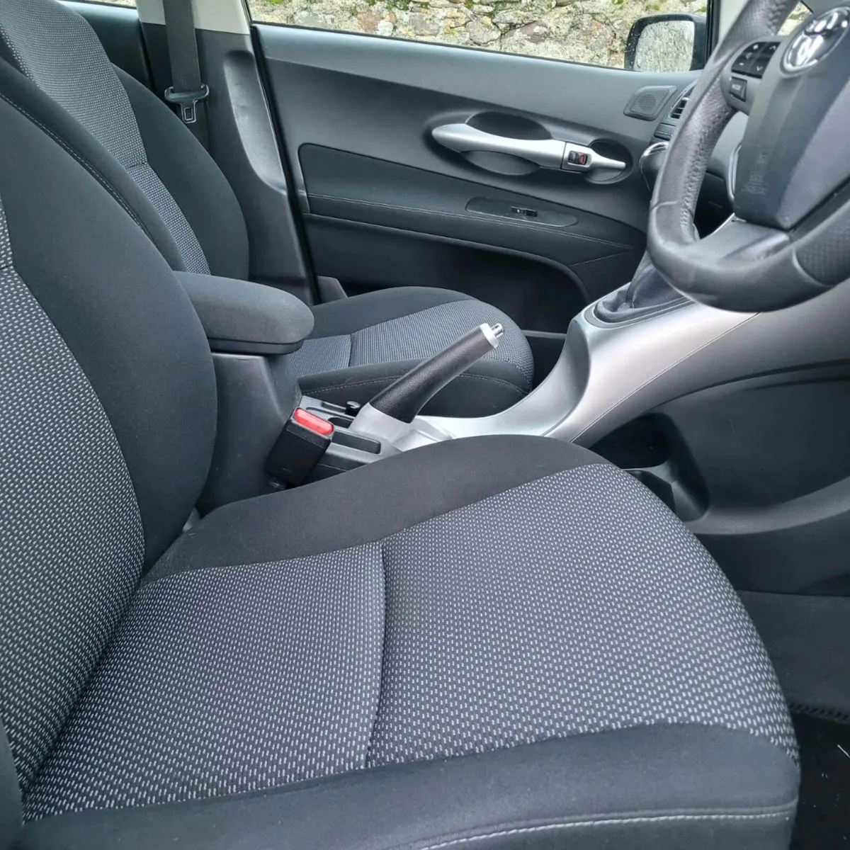 Toyota aruis 1.4d4d - Image 3