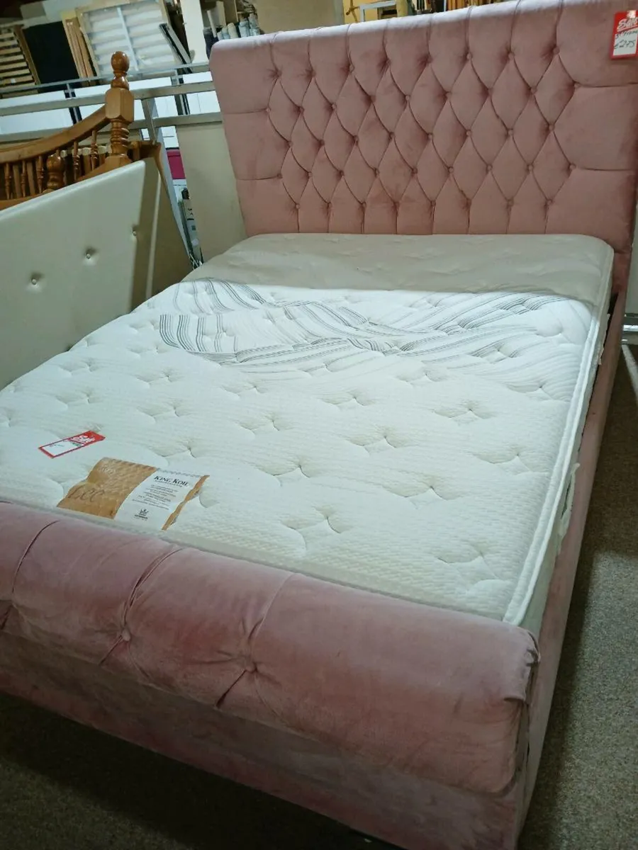 5ft  king size sleigh bed frame pink velvet - Image 3