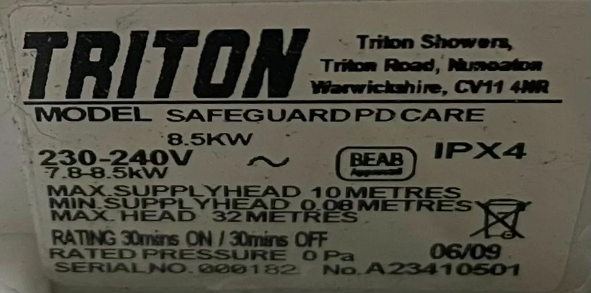 Electric Shower: Triton Safe Guard Pumped  8.5 kW - Image 2