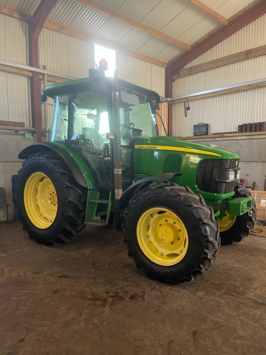 John Deere 5100R - Image 1