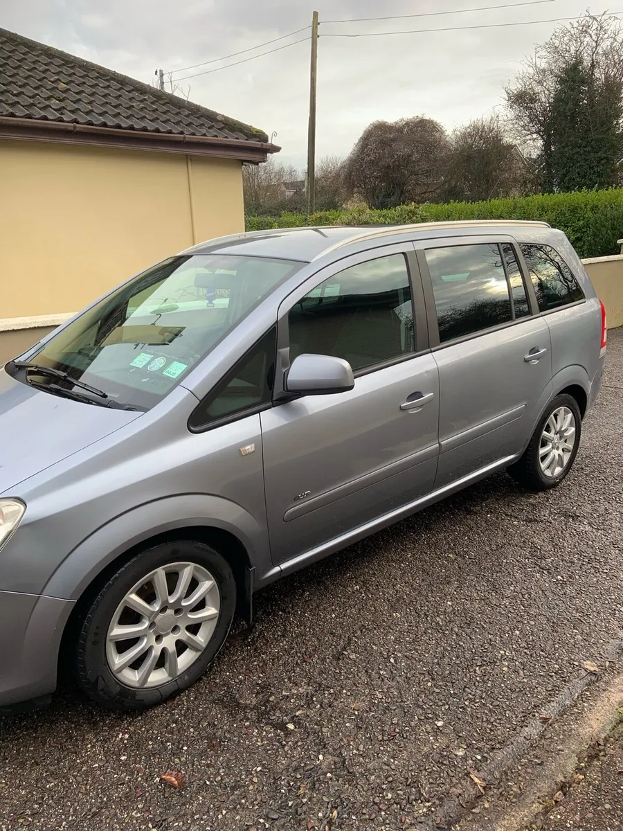 2010 Opel Zafira Diesel - Image 2
