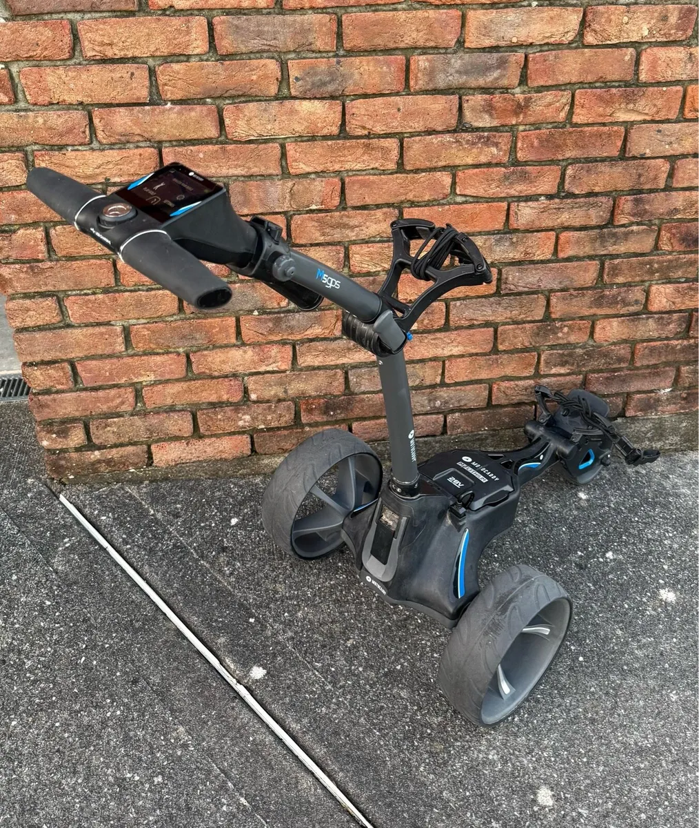 Motocaddy M5 GPS - Image 2