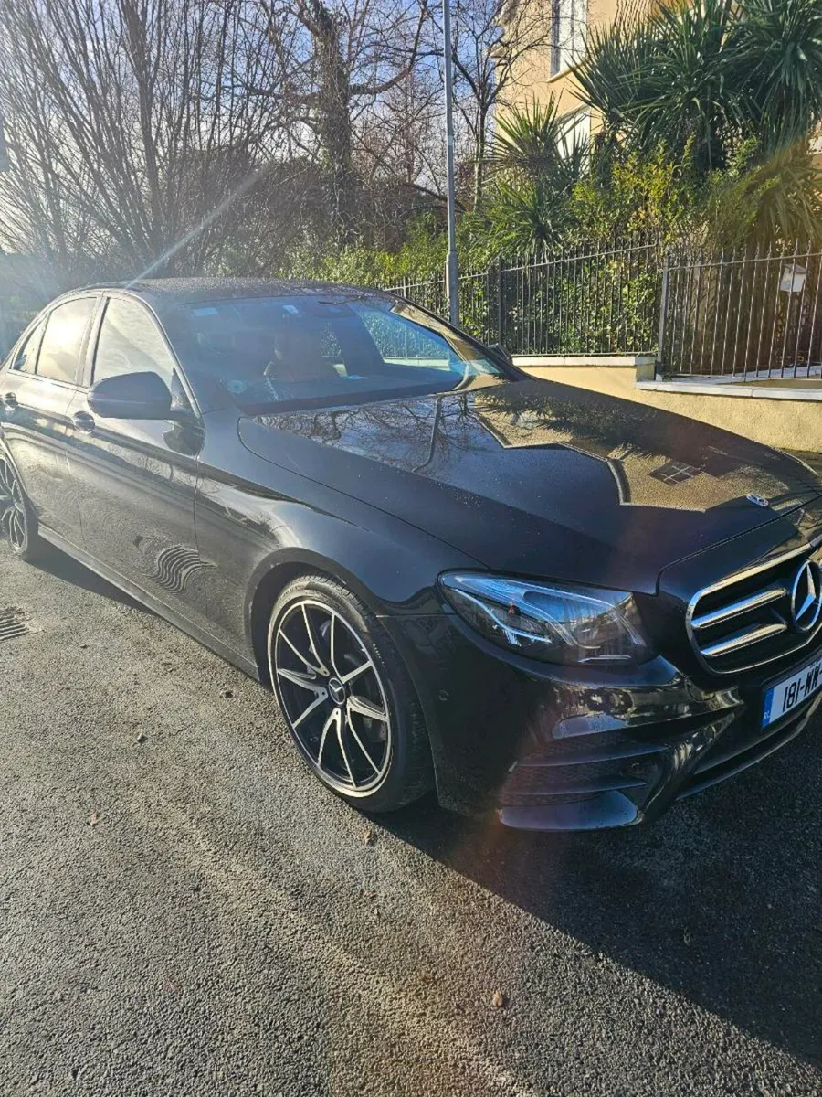 Mercedes e220 AMG NIGHT EDITION - Image 1
