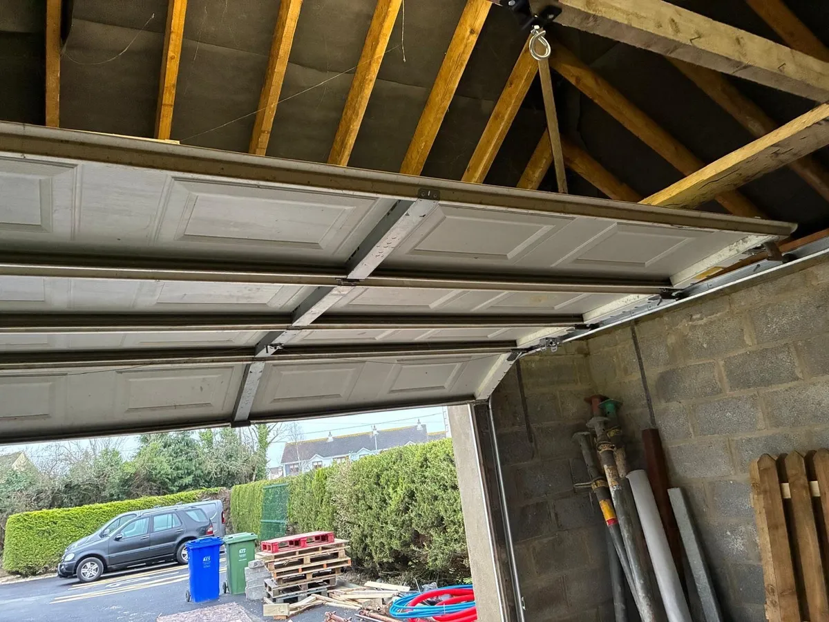 Garage door - Image 3