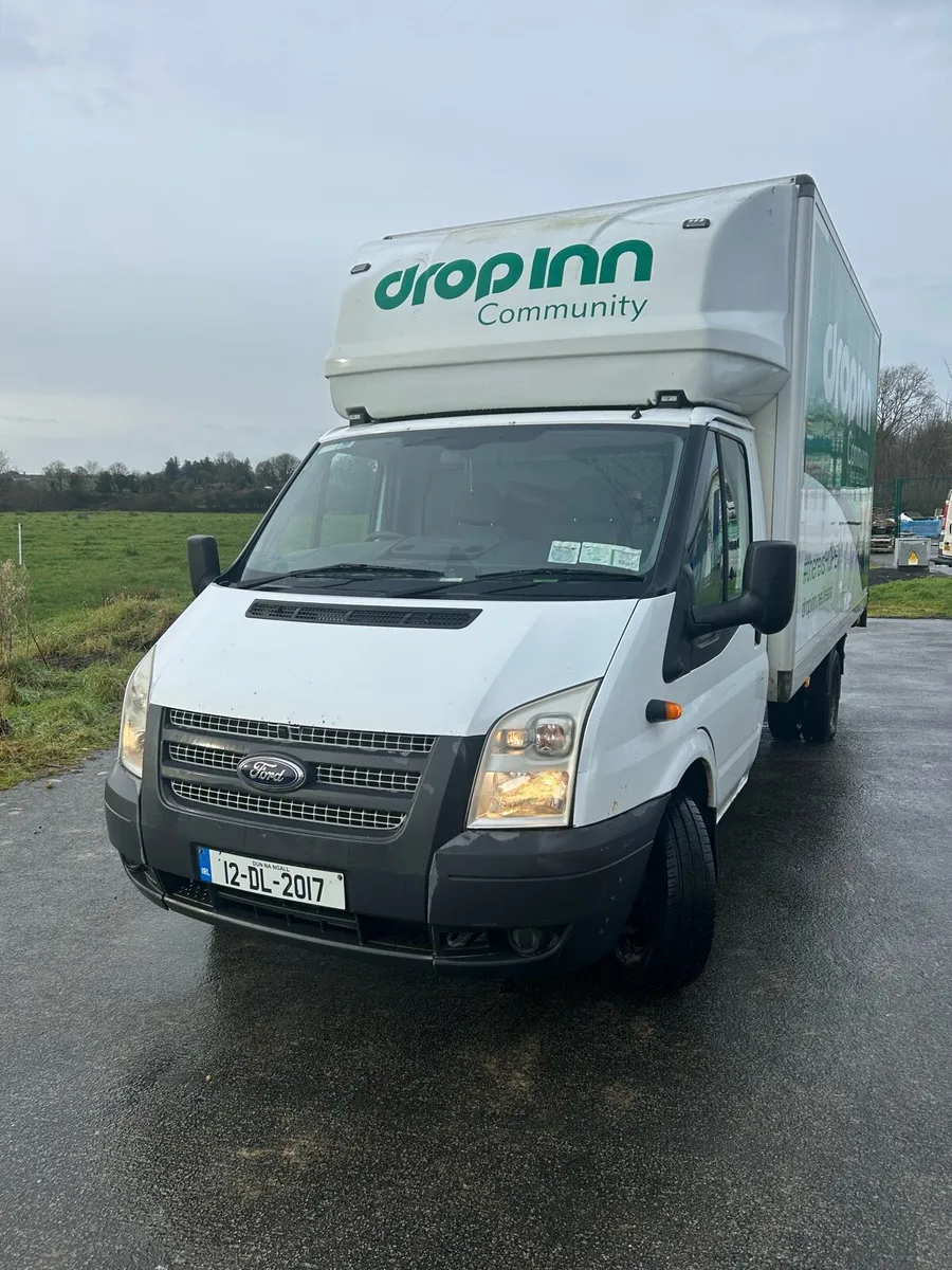 Ford transit Luton van with tail lift - Image 1