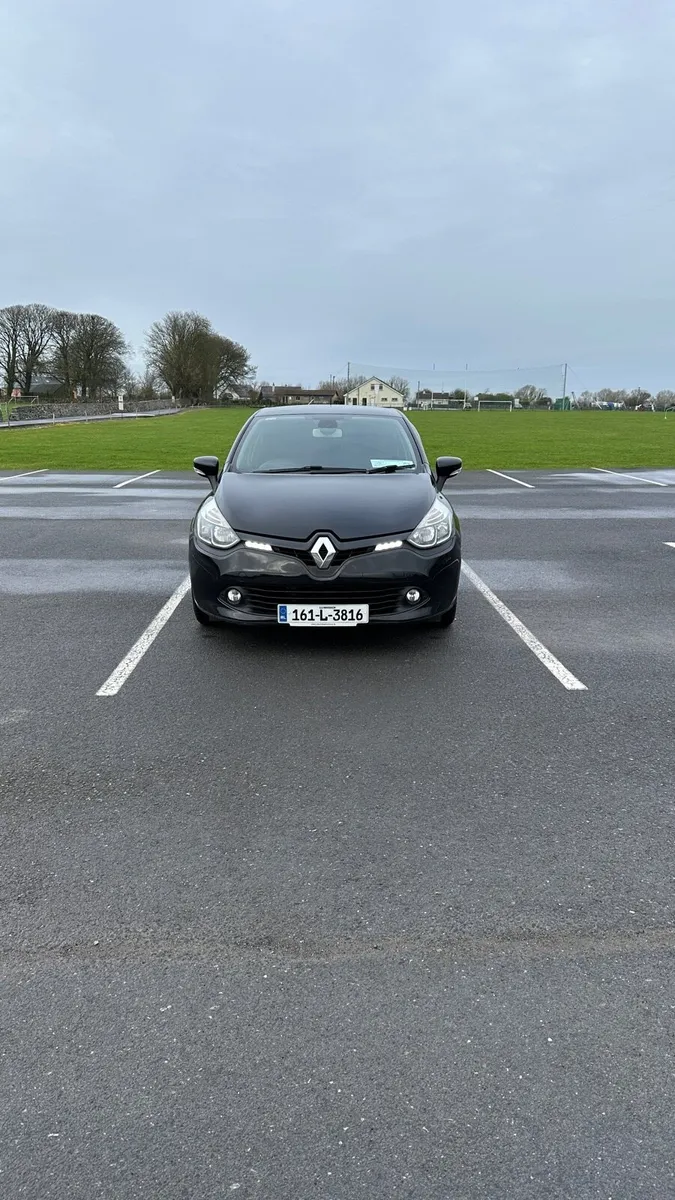 2016 1.2 petrol Clio only 174k kms - Image 3
