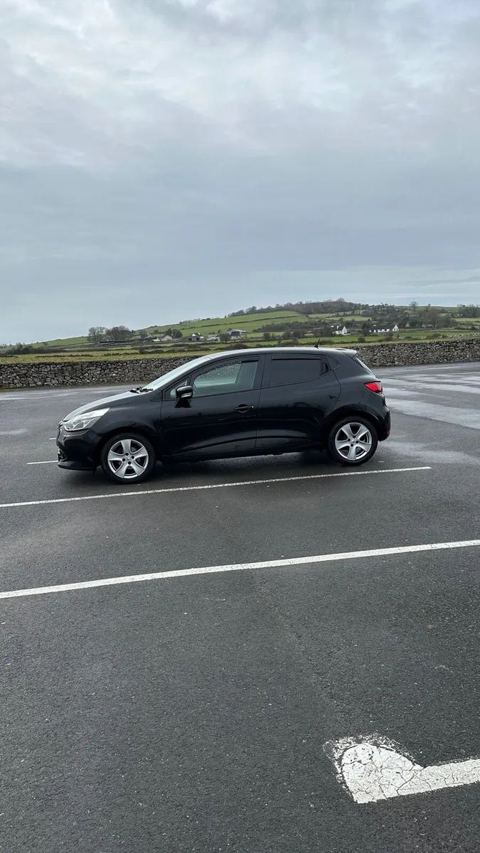 2016 1.2 petrol Clio only 174k kms - Image 4