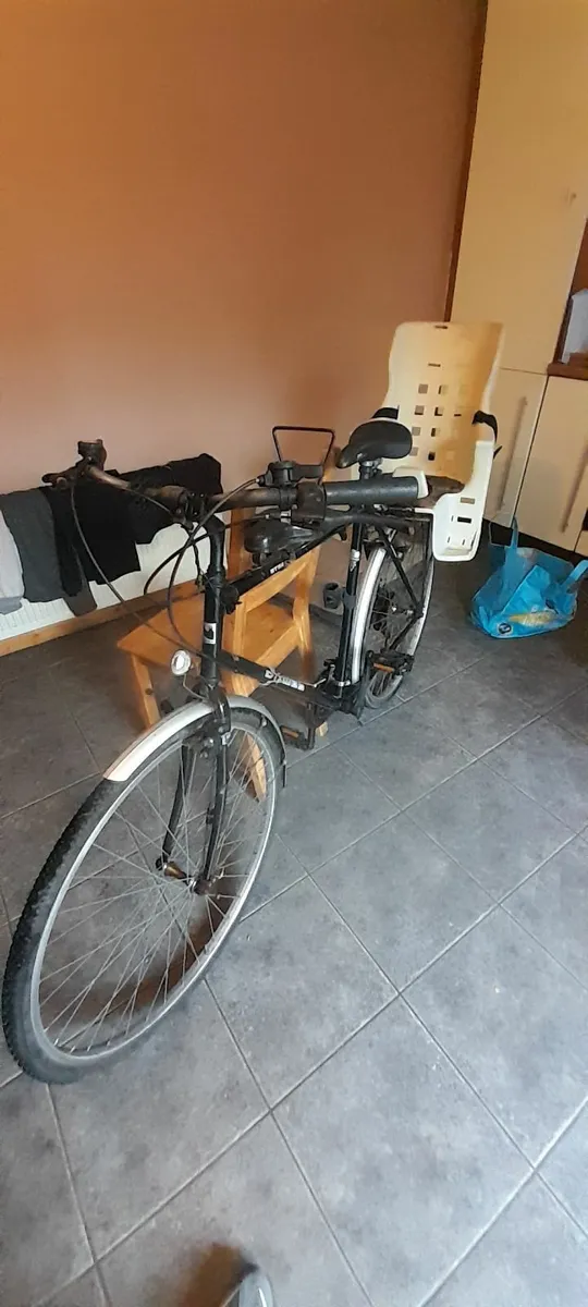 Man's bike two kids seats - Image 3