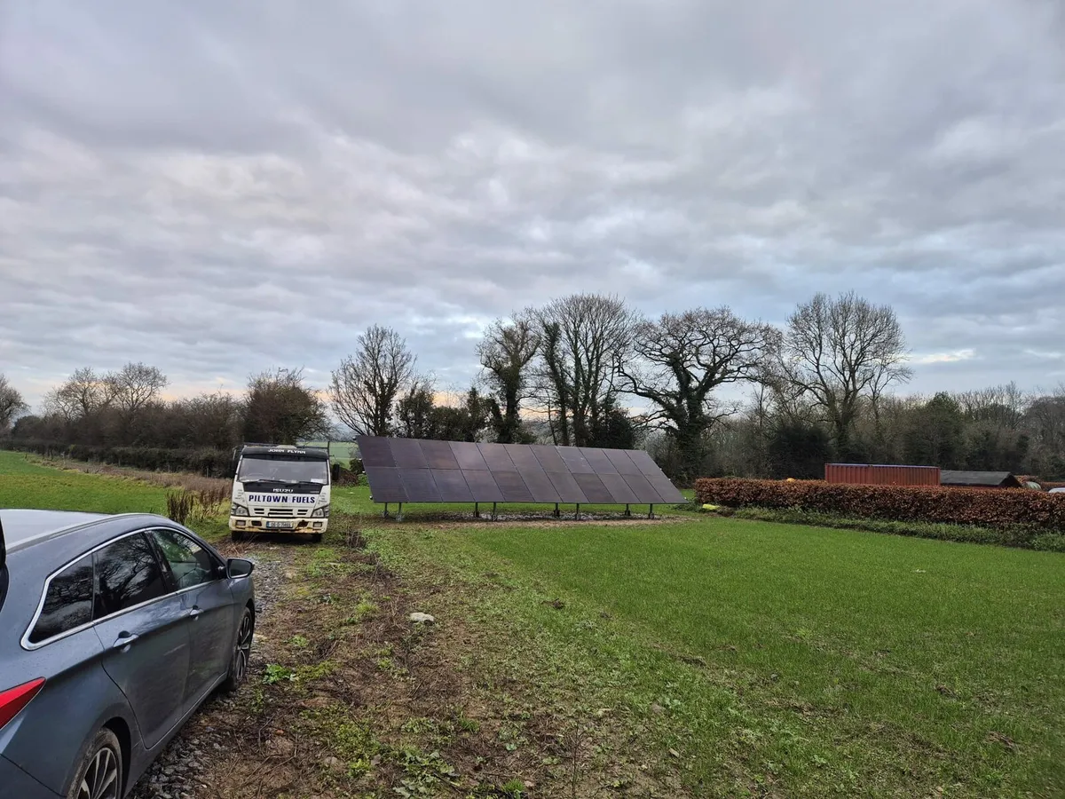 Ground Mounting tree system kit 22 panels - Image 1