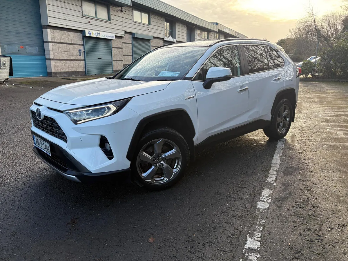 Toyota RAV 4 / 2.5 Petrol Hybrid / Auto / NCT TAX - Image 1