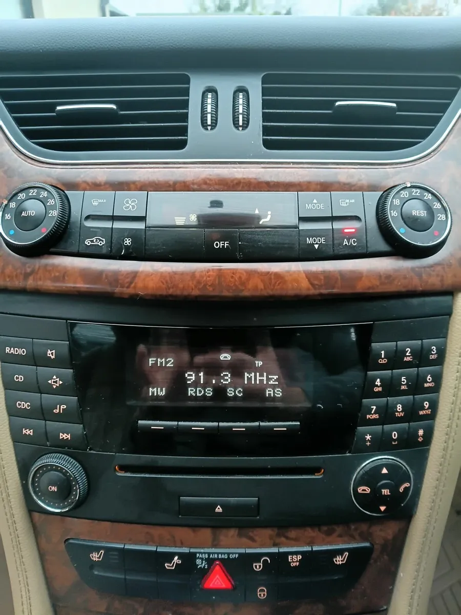 Mercedes-Benz CLS 2009 - Image 3