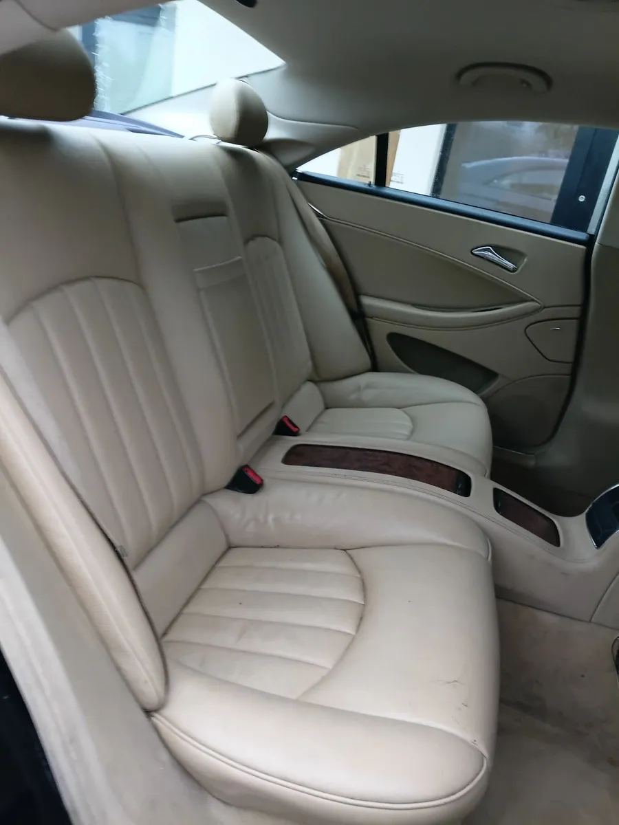 Mercedes-Benz CLS 2009 - Image 4