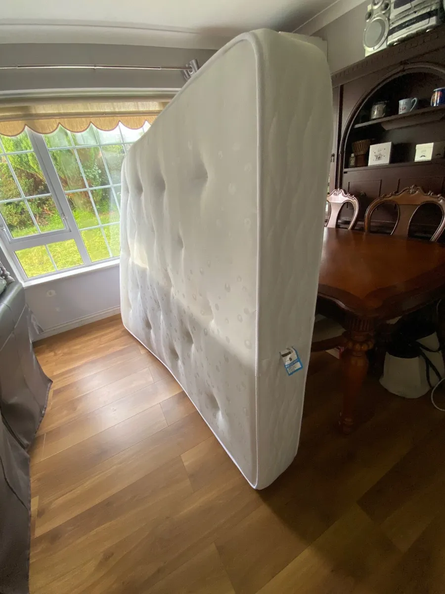 King size mattress - Image 2