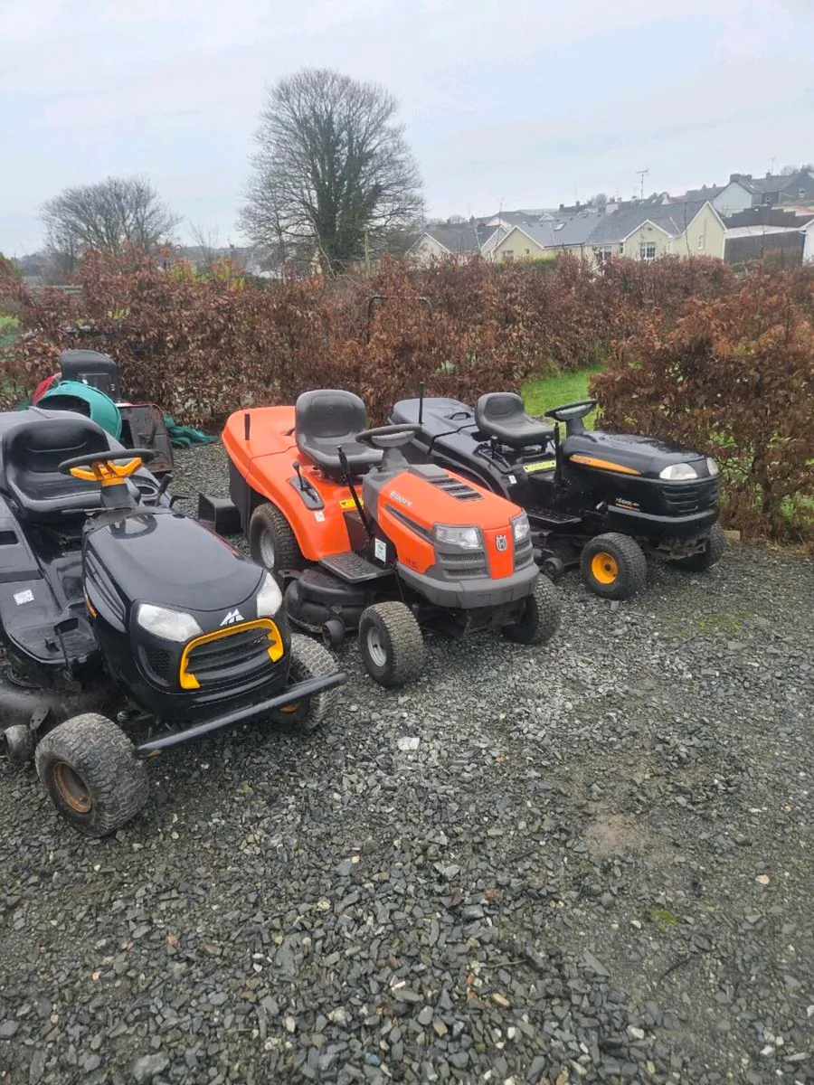 Ride on mower - Image 1