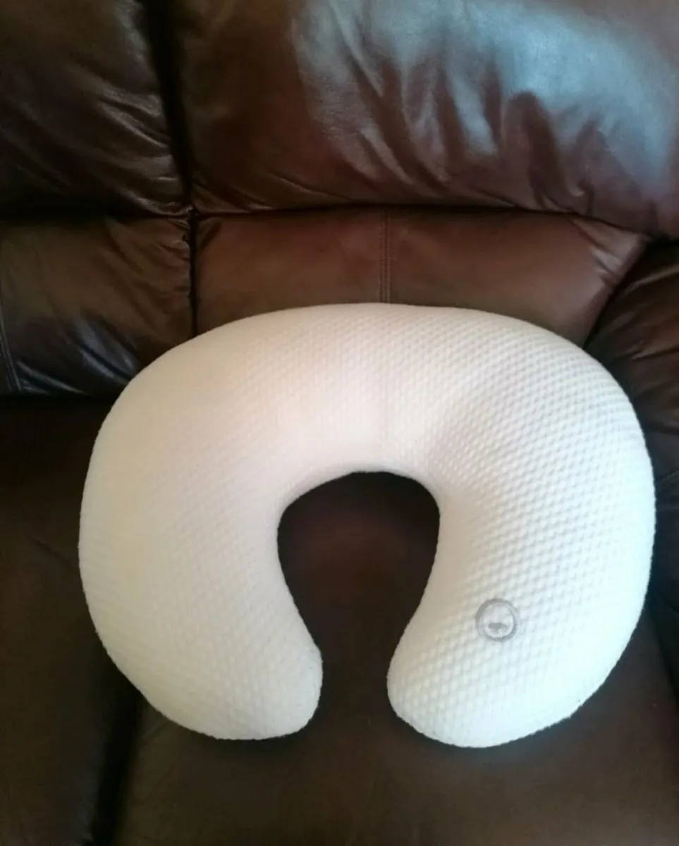 Nursing Pillow - Image 1