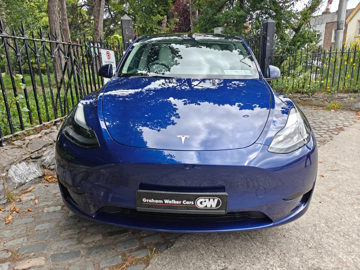 2024 (241) Tesla Model Y RWD - Image 3