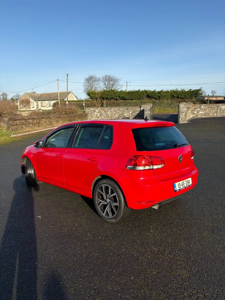 Volkswagen Golf - Image 4