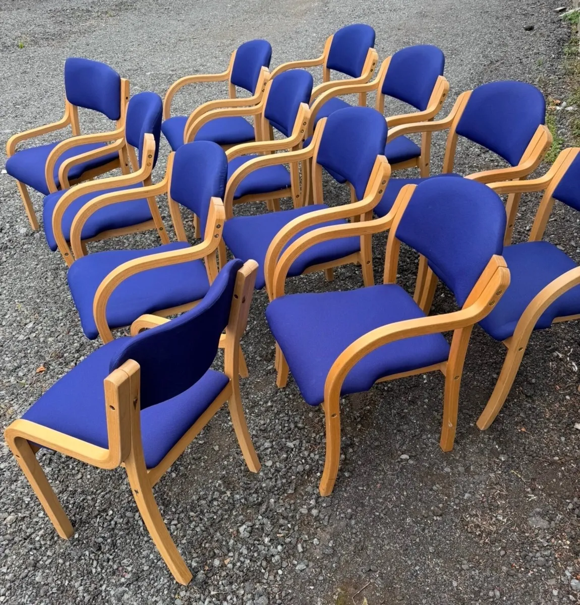Waiting room chairs - Image 2