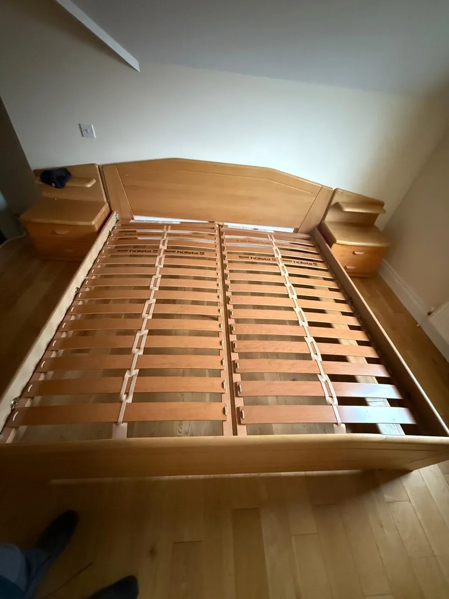 Bed frame and two lockers - Image 2