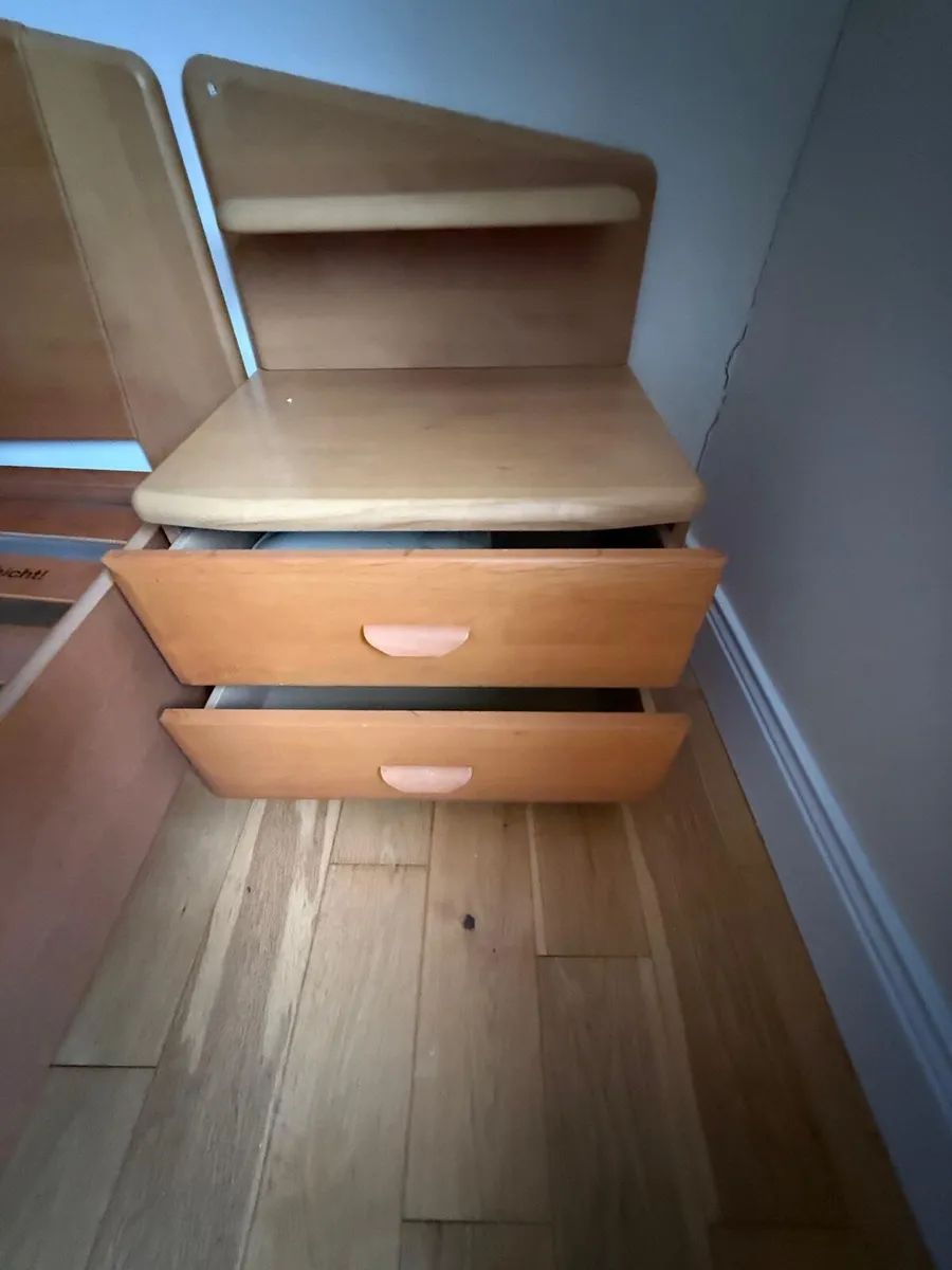 Bed frame and two lockers - Image 4