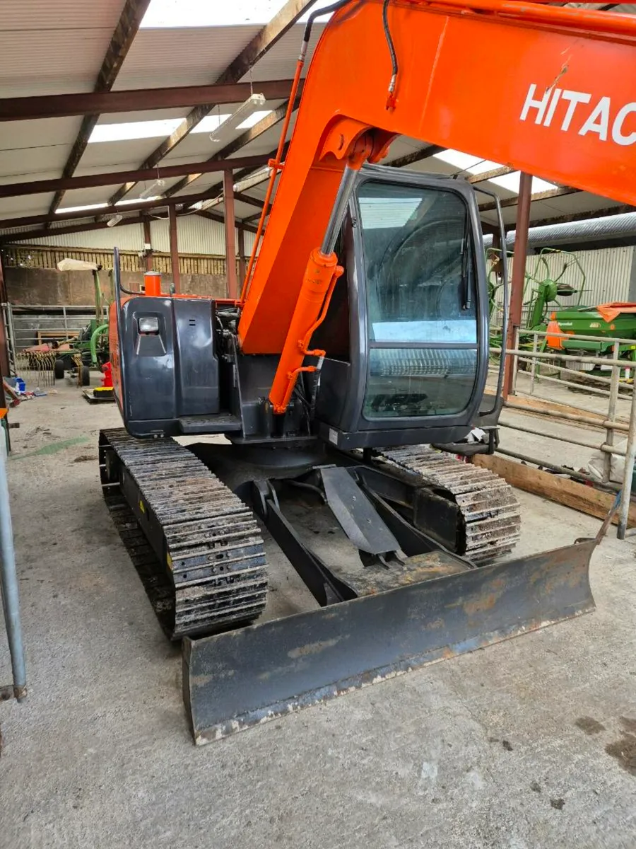 Hitachi 70-3 - Image 4