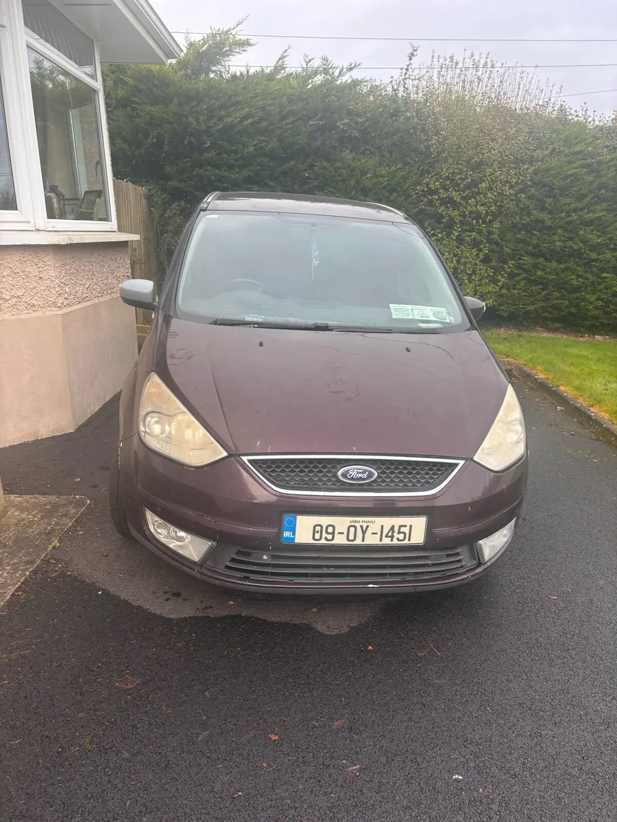 Ford Galaxy 2009 - Image 1