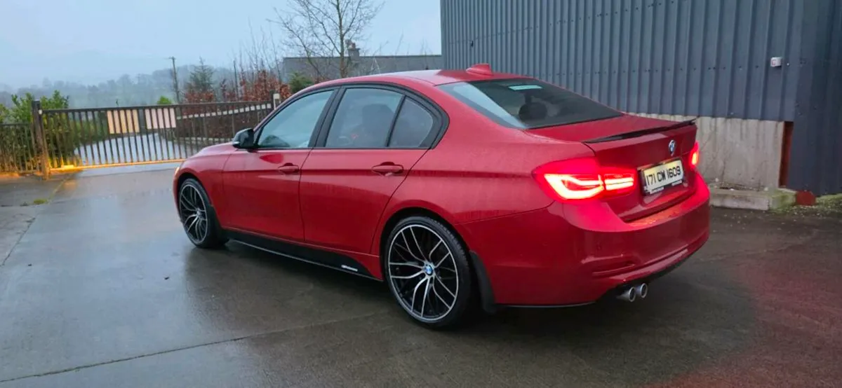///2017 BMW 320D M PERFORMANCE KIT /// - Image 3
