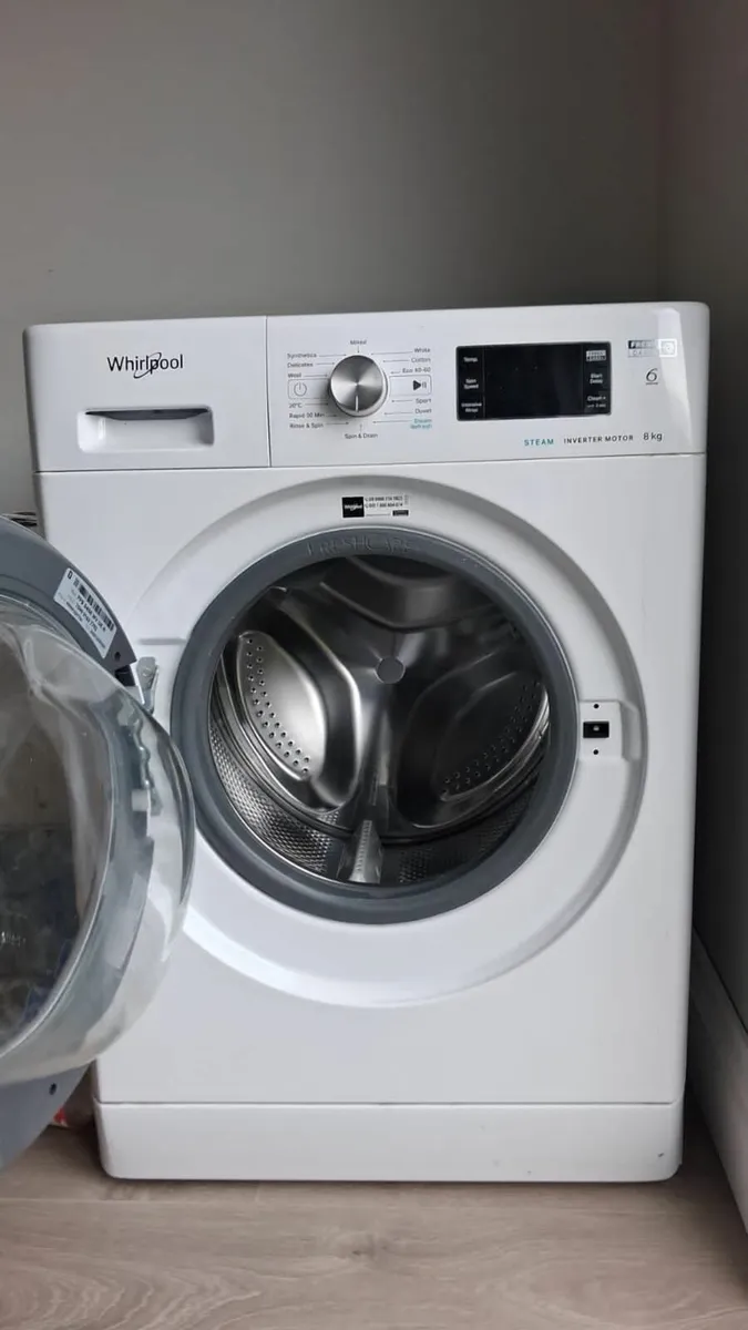 Washing machine - Image 1