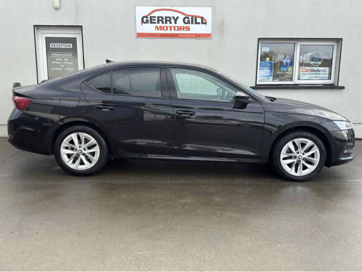 Skoda Octavia AMBITION 2.0 TDI 115BHP - Image 3