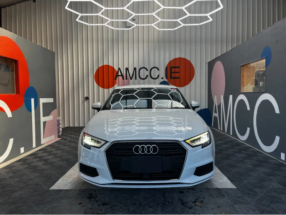 Audi A3 1.4 TFSI / 31k KMs / ADAPTIVE CRUISE , REV - Image 3
