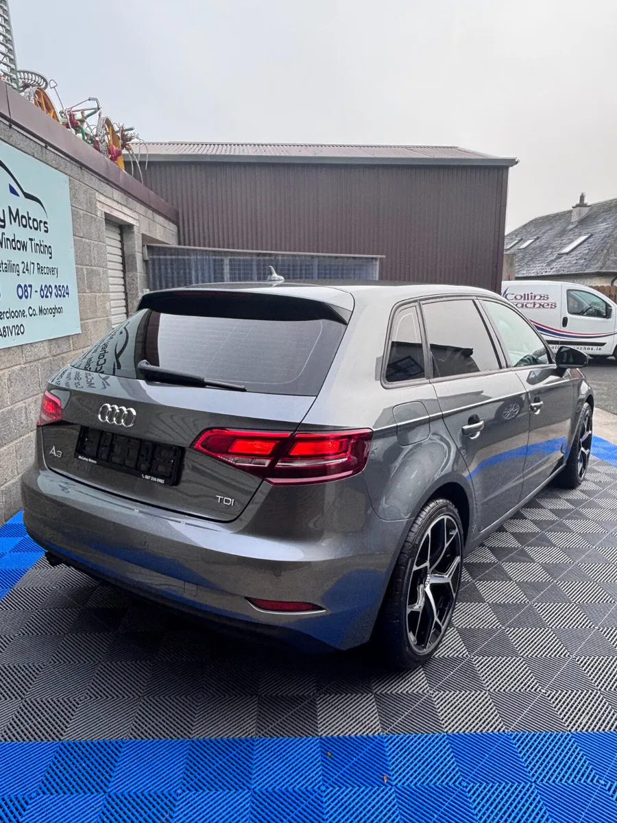 Audi A3 2016 - Image 2