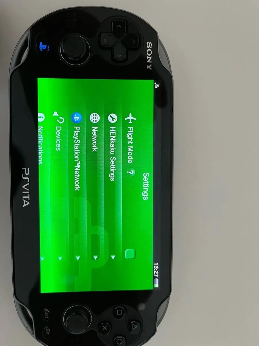 PS Vita Fat OLED (PCH-1003) – Fully Modded 128GB - Image 2