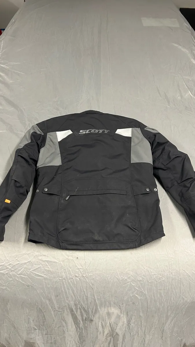 Scott suit - Image 2