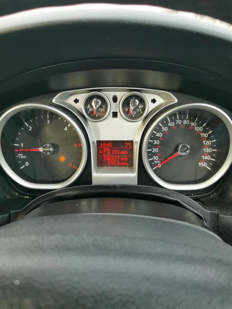 Ford Focus 2009 - Image 3