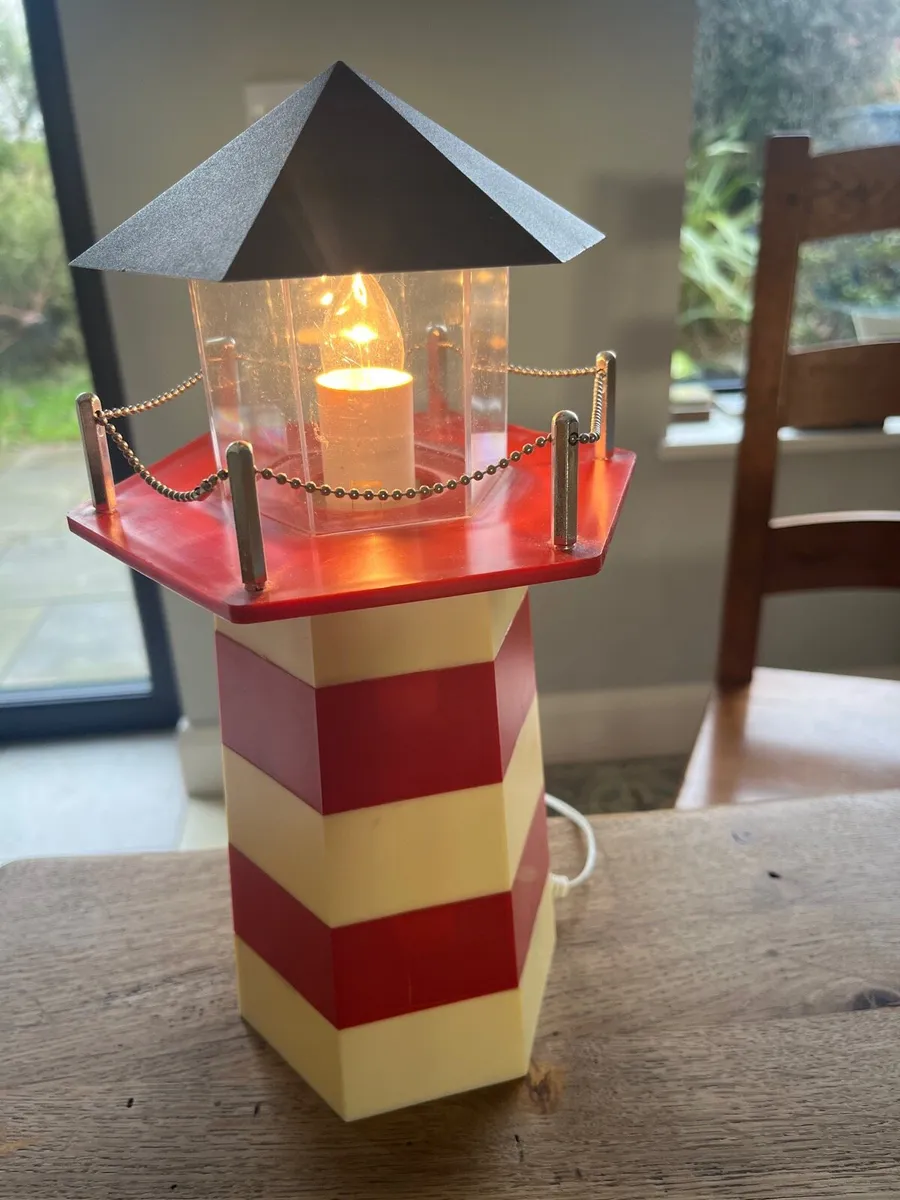 Lighthouse Lamp - Image 1