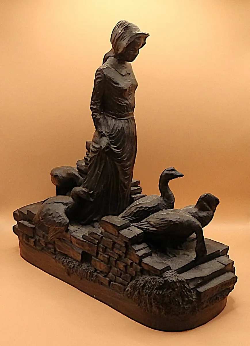 Vintage Genesis Fine Arts Figurine - Image 4