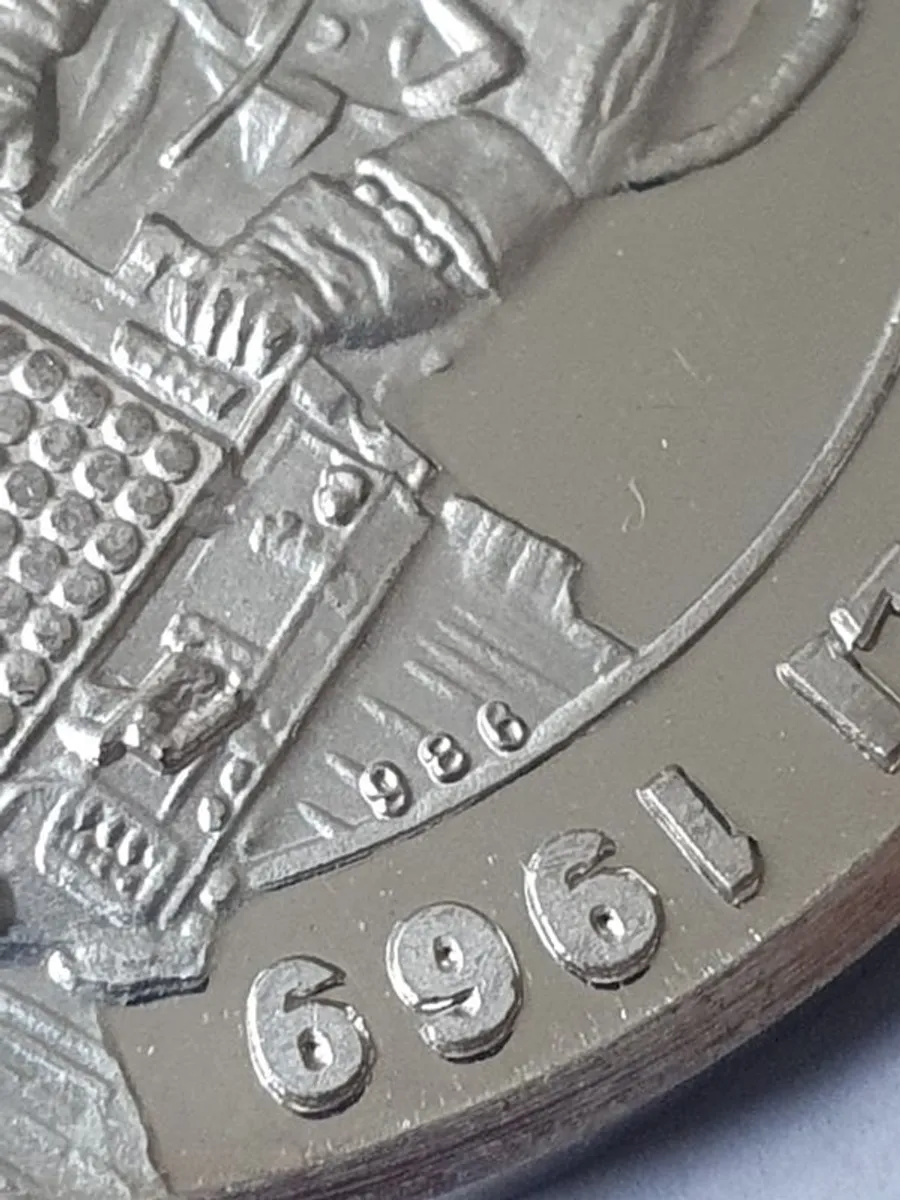 Silver Medal - Image 3