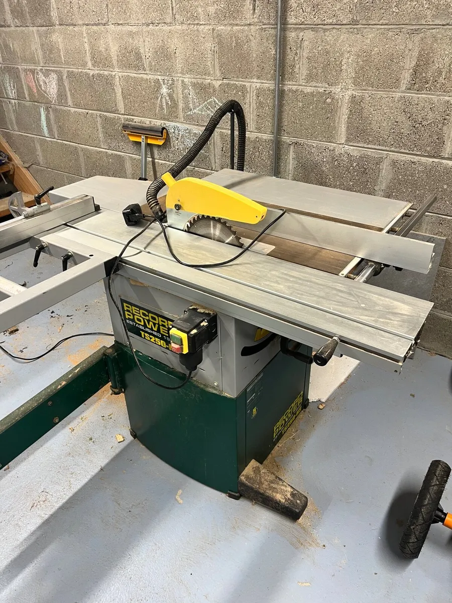 Record Tablesaw - Image 1