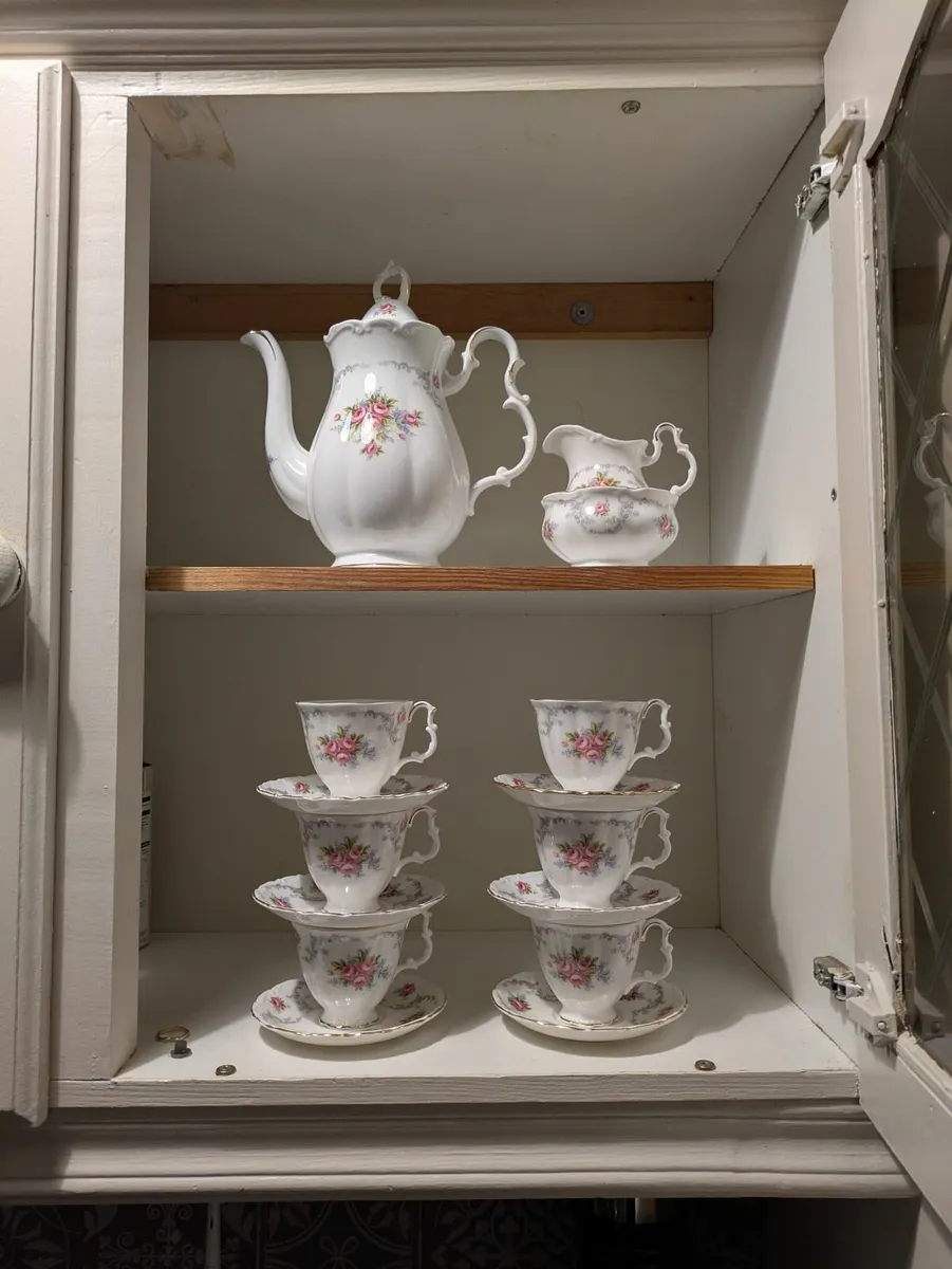 Royal Albert Bone China Tranquillity Set Unused