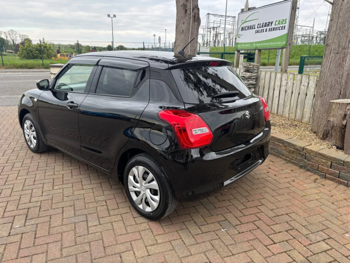 Suzuki Swift Automatic - Image 3
