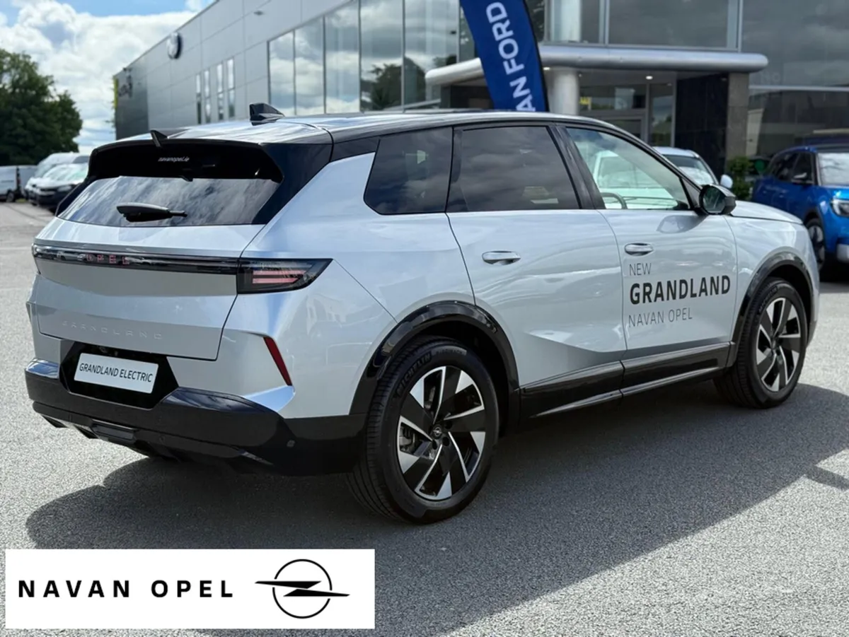Opel Grandland All-New Grandland Electric GS * 5 Y - Image 3