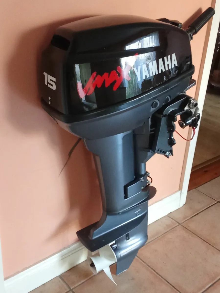 2-stroke  YAMAHA V MAX-15 HP -YAMAHA-9,9 HP - Image 3