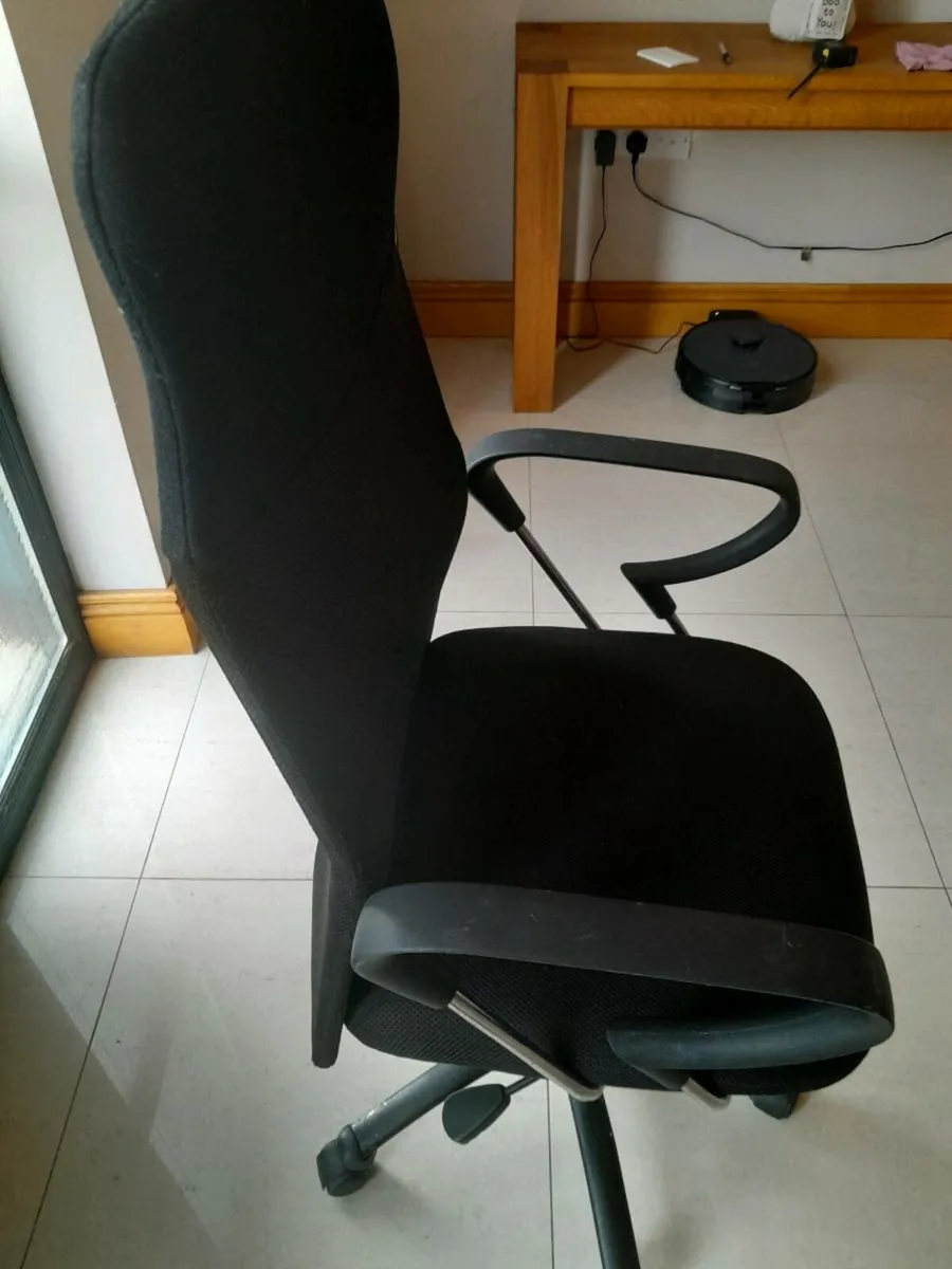 OFFICE CHAIR - Image 3